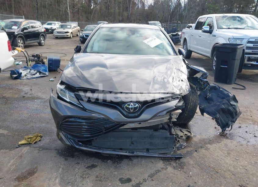 Photo 12 of 2020 Toyota Camry LE (VIN 4T1C11AK8LU893334)
