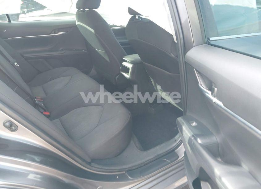 Photo 8 of 2020 Toyota Camry LE (VIN 4T1C11AK8LU893334)