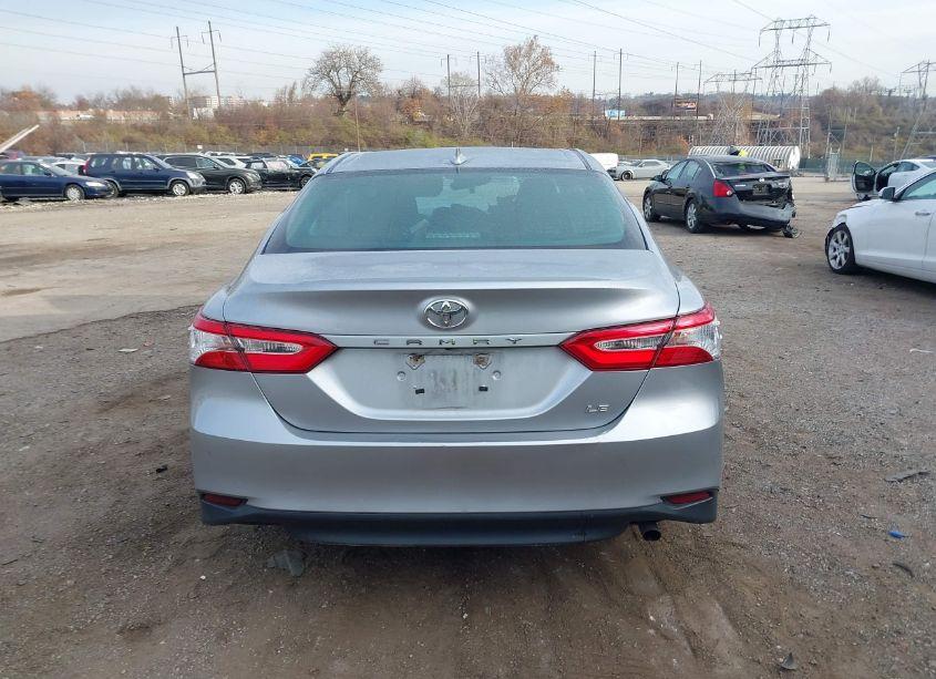 Photo 17 of 2020 Toyota Camry LE (VIN 4T1C11AK8LU933184)