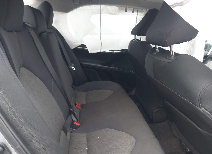 Photo 8 of 2020 Toyota Camry LE (VIN 4T1C11AK8LU933184)