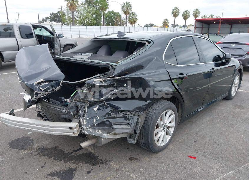 Photo 4 of 2021 Toyota Camry LE (VIN 4T1C11AK8MU421894)