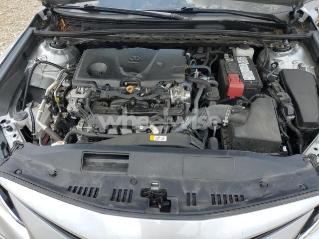 Photo 11 of 2021 TOYOTA CAMRY LE (VIN 4T1C11AK8MU453230)