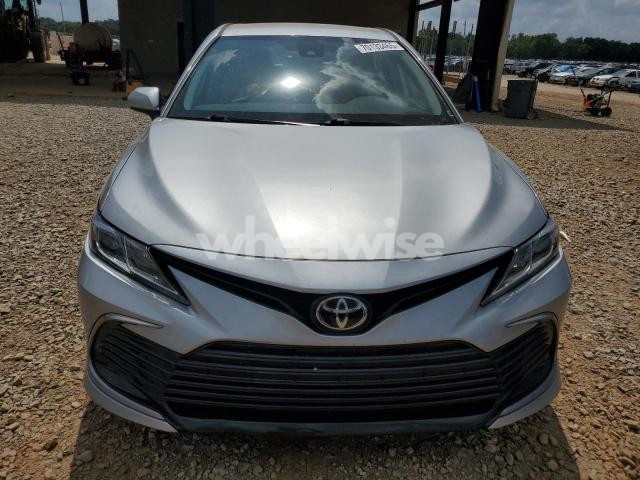 Photo 5 of 2021 TOYOTA CAMRY LE (VIN 4T1C11AK8MU453230)