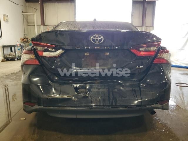 Photo 3 of 2021 TOYOTA CAMRY LE (VIN 4T1C11AK8MU461084)