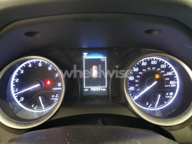 Photo 5 of 2021 TOYOTA CAMRY LE (VIN 4T1C11AK8MU461084)