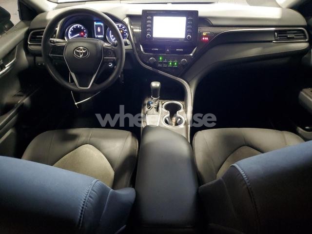 Photo 9 of 2021 TOYOTA CAMRY LE (VIN 4T1C11AK8MU461084)