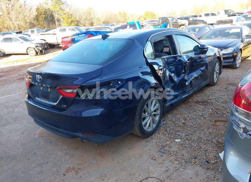 Photo 4 of 2021 Toyota Camry LE (VIN 4T1C11AK8MU461988)