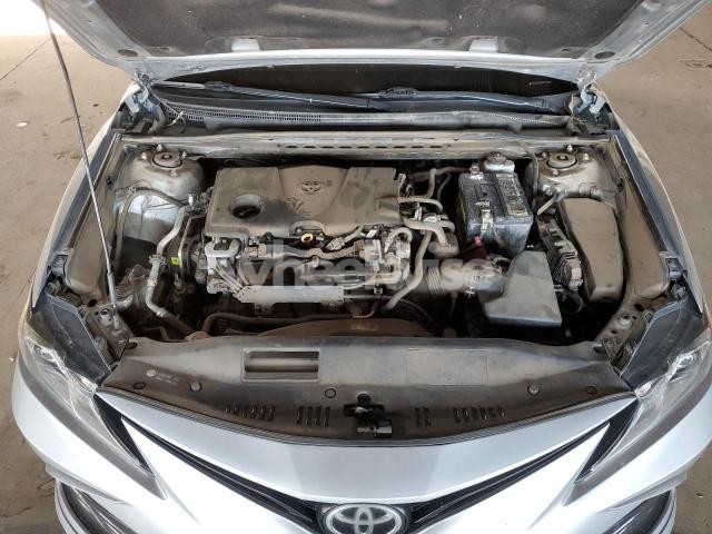 Photo 3 of 2021 TOYOTA CAMRY LE (VIN 4T1C11AK8MU466480)