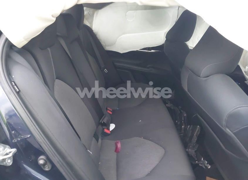 Photo 8 of 2021 Toyota Camry LE (VIN 4T1C11AK8MU512180)