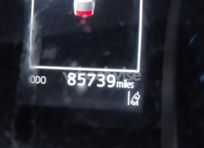 Photo 16 of 2021 Toyota Camry LE (VIN 4T1C11AK8MU513670)