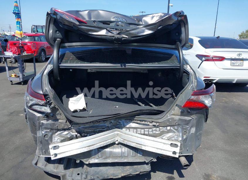 Photo 17 of 2021 Toyota Camry LE (VIN 4T1C11AK8MU513670)