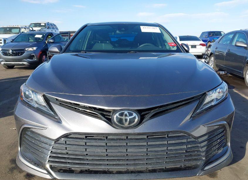 Photo 12 of 2021 Toyota Camry LE (VIN 4T1C11AK8MU567874)