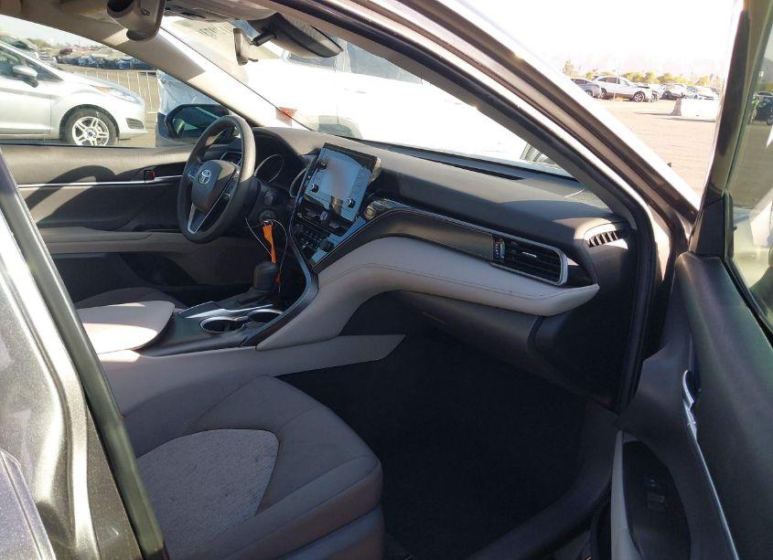 Photo 5 of 2021 Toyota Camry LE (VIN 4T1C11AK8MU567874)