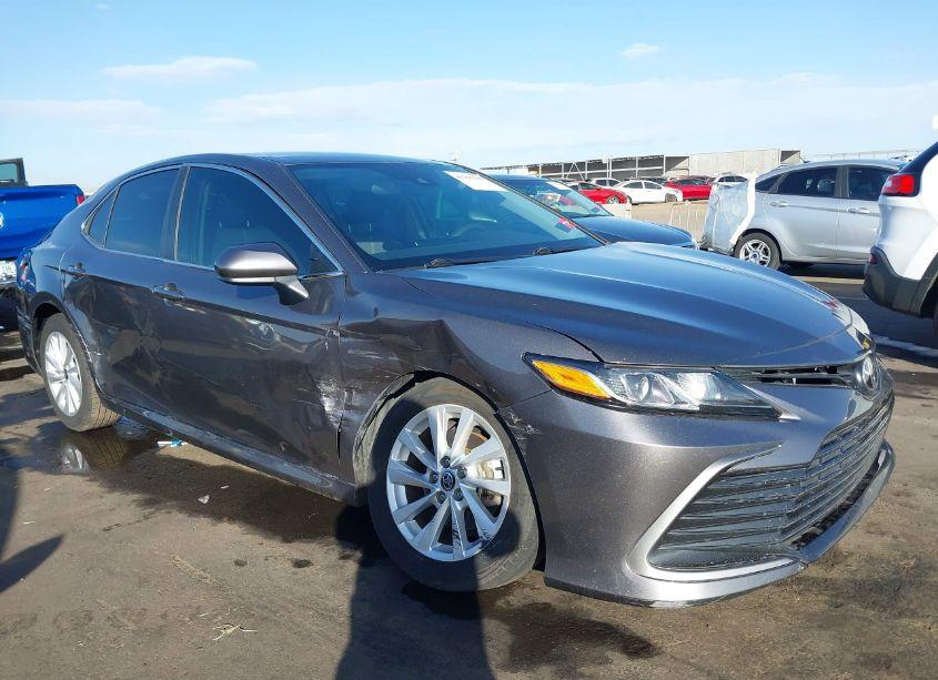 Photo 6 of 2021 Toyota Camry LE (VIN 4T1C11AK8MU567874)