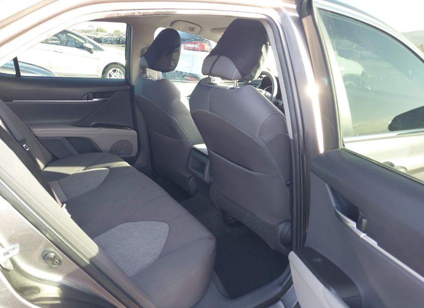 Photo 8 of 2021 Toyota Camry LE (VIN 4T1C11AK8MU567874)