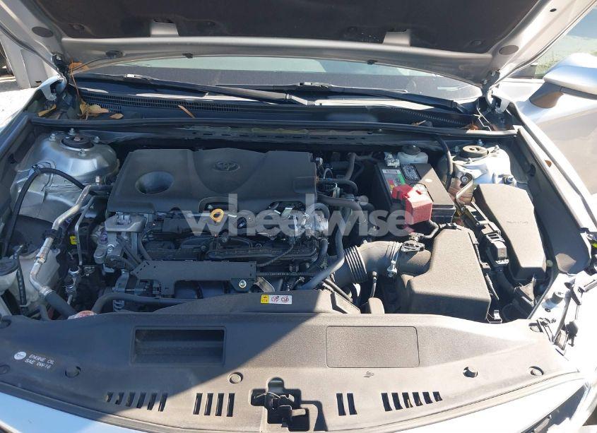 Photo 10 of 2021 Toyota Camry LE (VIN 4T1C11AK8MU595111)
