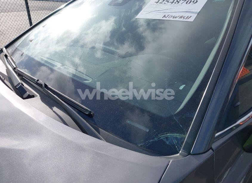 Photo 6 of 2022 Toyota Camry LE (VIN 4T1C11AK8NU055100)