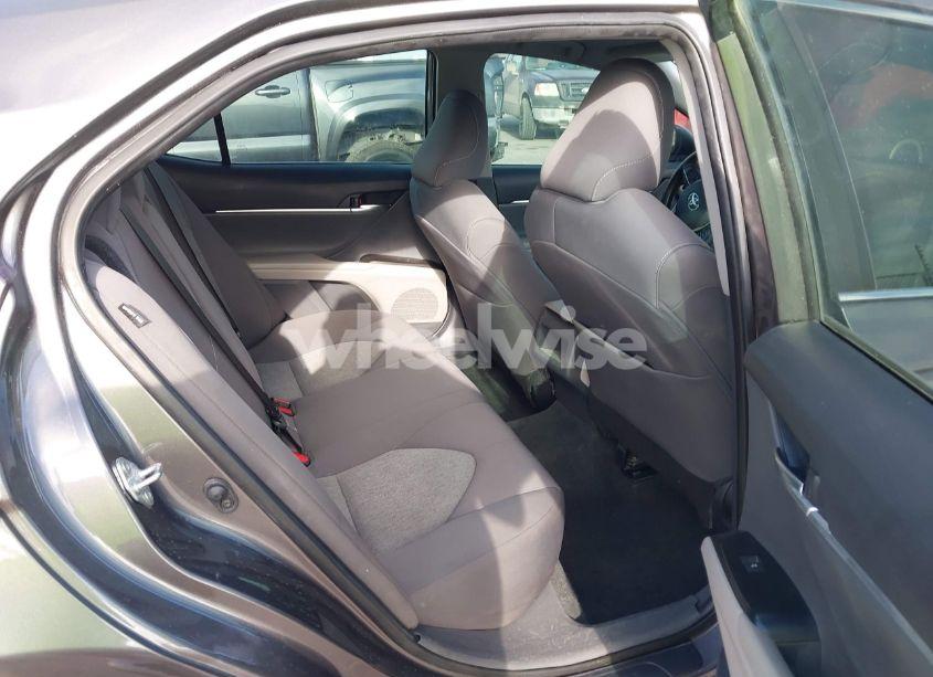 Photo 8 of 2022 Toyota Camry LE (VIN 4T1C11AK8NU055100)