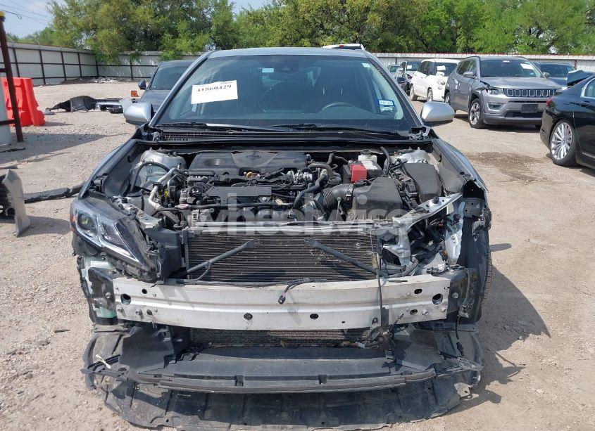 Photo 13 of 2022 Toyota Camry LE (VIN 4T1C11AK8NU630618)