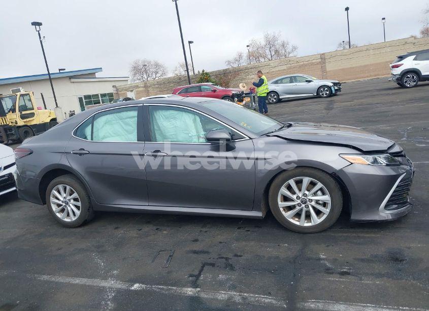 Photo 14 of 2023 Toyota Camry LE (VIN 4T1C11AK8PU103682)