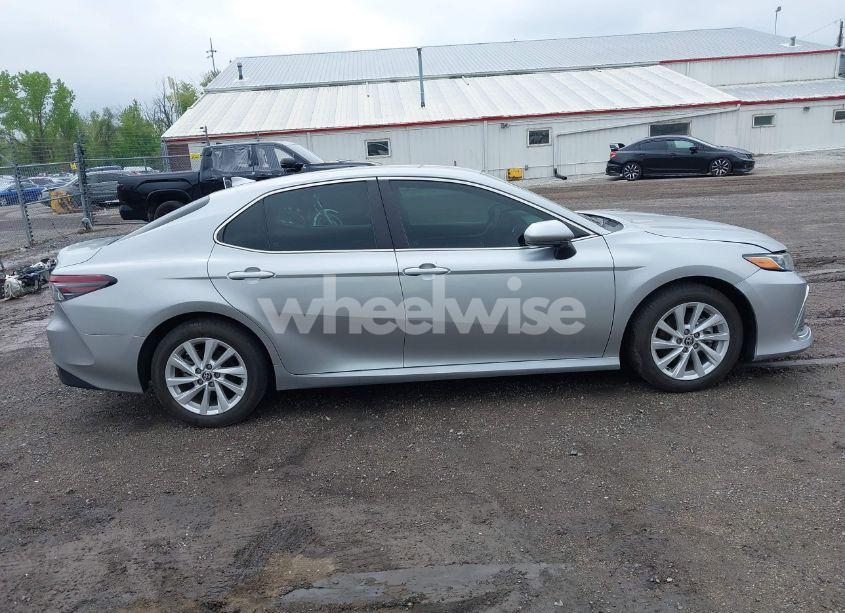 Photo 13 of 2023 Toyota Camry LE (VIN 4T1C11AK8PU105111)