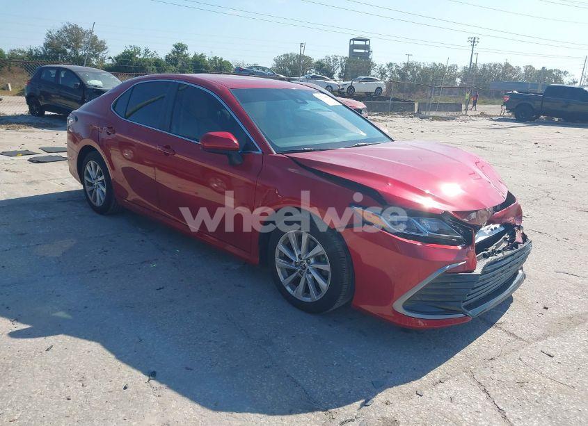 2023 Toyota Camry LE (VIN 4T1C11AK8PU112477) main photo
