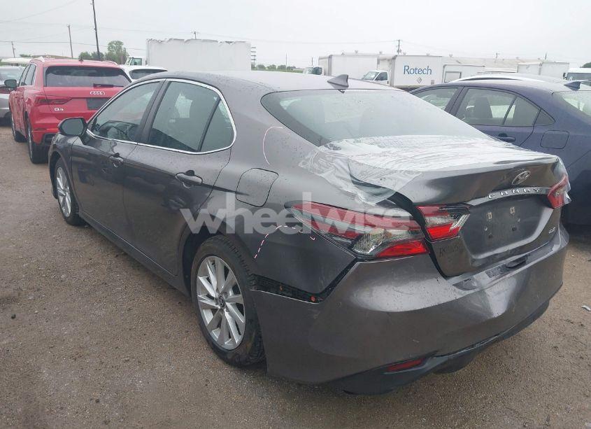 Photo 3 of 2023 Toyota Camry LE (VIN 4T1C11AK8PU121390)