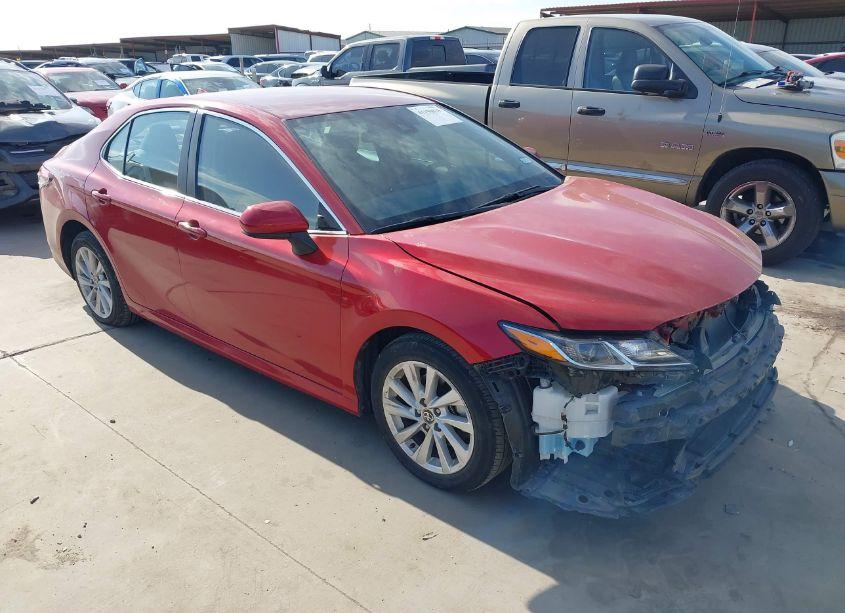 2023 Toyota Camry LE (VIN 4T1C11AK8PU130297) main photo