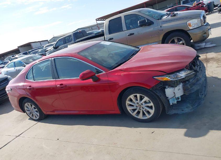 Photo 14 of 2023 Toyota Camry LE (VIN 4T1C11AK8PU130297)