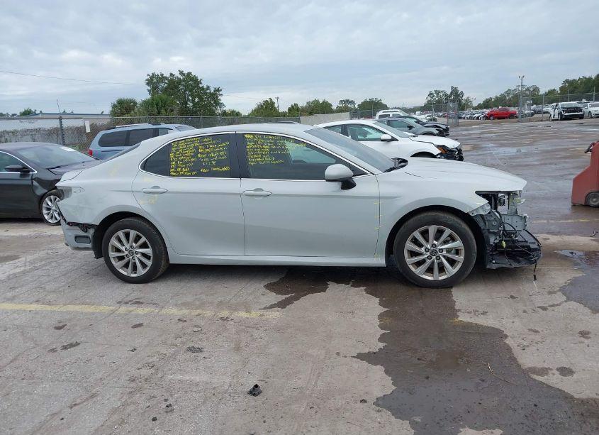 Photo 14 of 2023 Toyota Camry LE (VIN 4T1C11AK8PU188037)