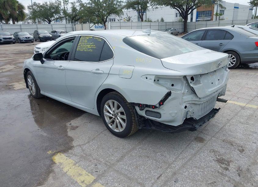 Photo 3 of 2023 Toyota Camry LE (VIN 4T1C11AK8PU188037)