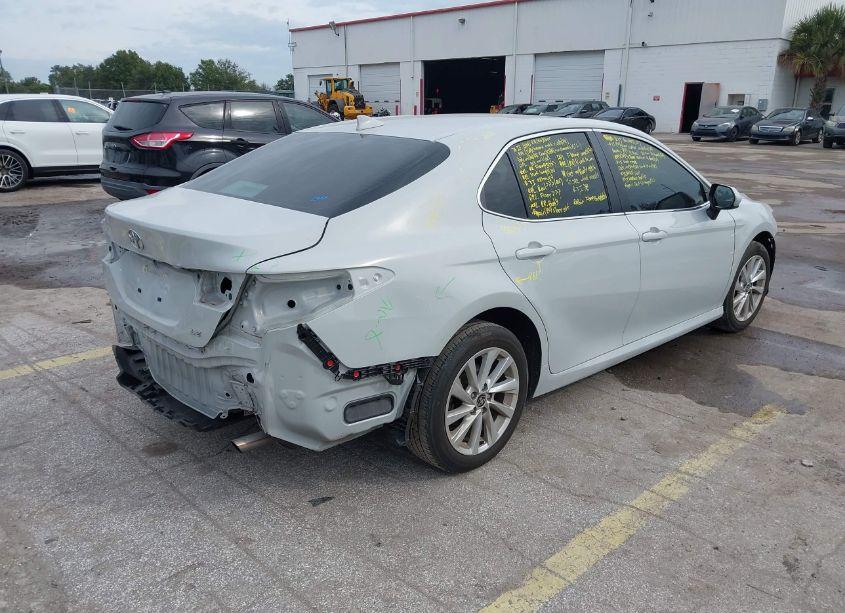 Photo 4 of 2023 Toyota Camry LE (VIN 4T1C11AK8PU188037)