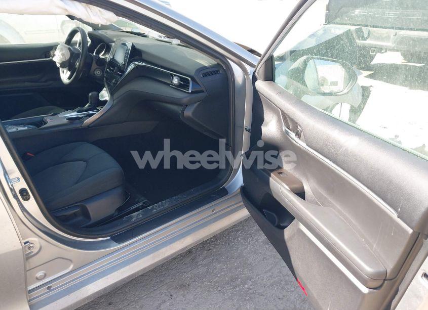 Photo 5 of 2023 Toyota Camry LE (VIN 4T1C11AK8PU726185)