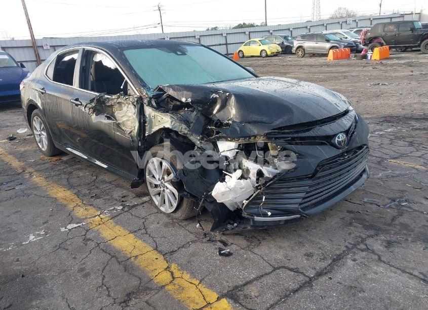 2023 Toyota Camry LE (VIN 4T1C11AK8PU756626) main photo