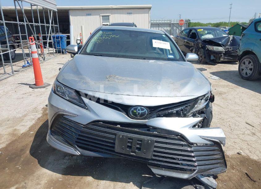 Photo 12 of 2023 Toyota Camry LE (VIN 4T1C11AK8PU806974)