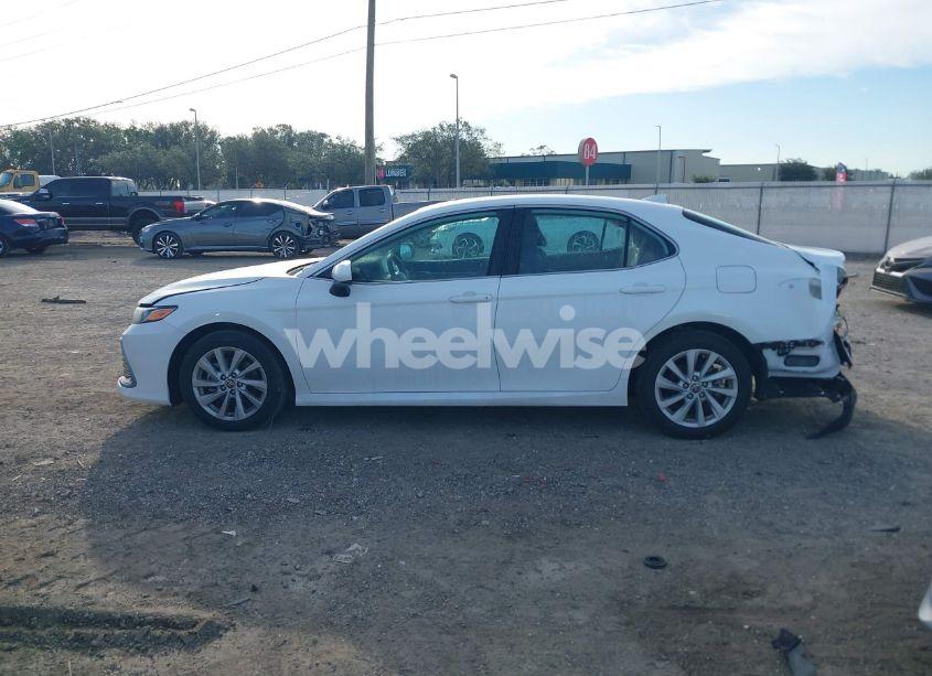 Photo 15 of 2024 Toyota Camry LE (VIN 4T1C11AK8RU192642)