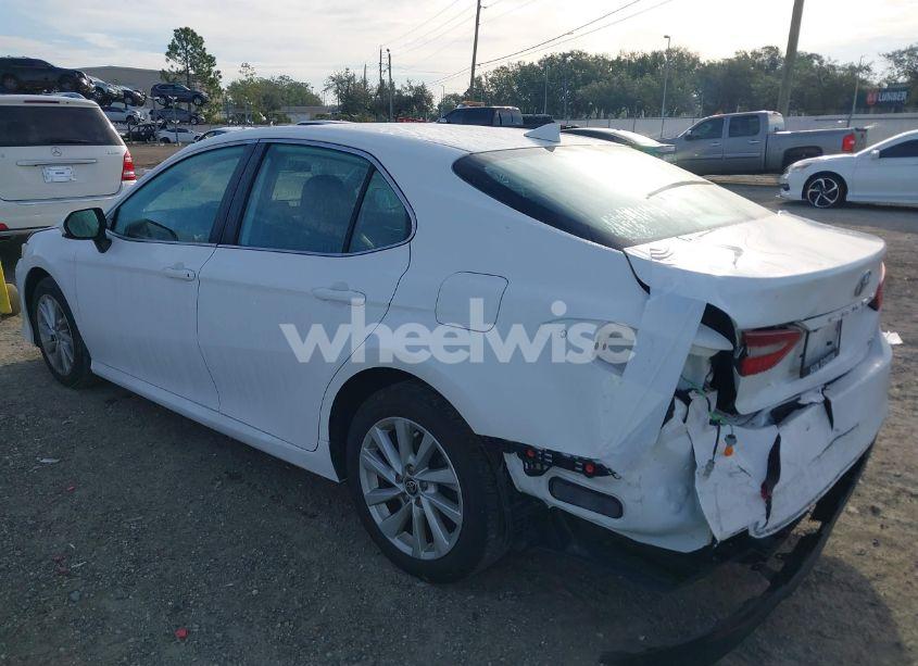 Photo 3 of 2024 Toyota Camry LE (VIN 4T1C11AK8RU192642)