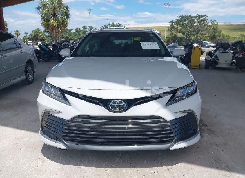 Photo 13 of 2024 Toyota Camry LE (VIN 4T1C11AK8RU215529)