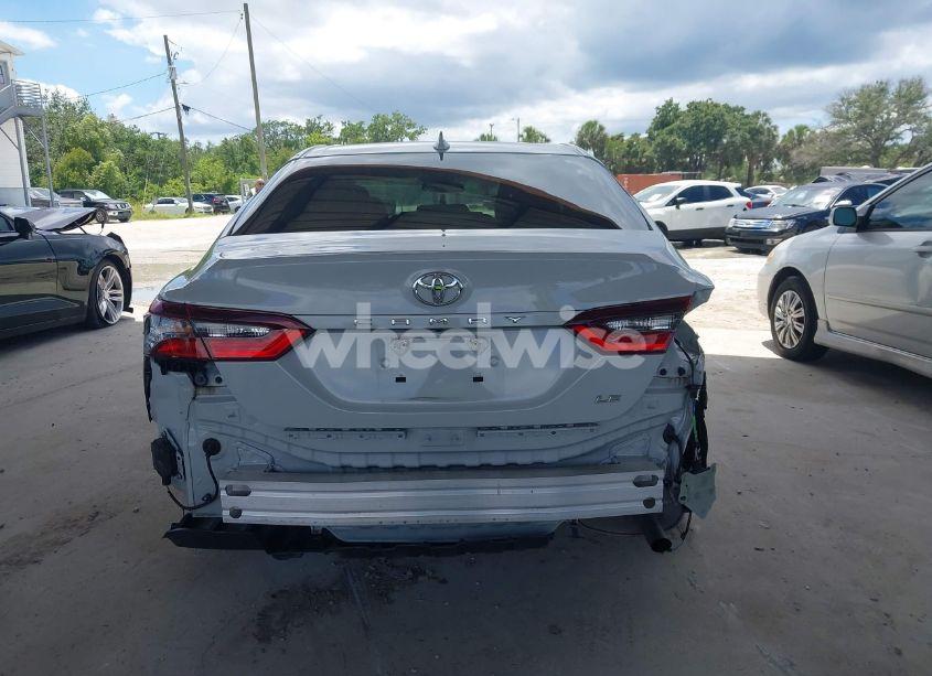 Photo 17 of 2024 Toyota Camry LE (VIN 4T1C11AK8RU215529)