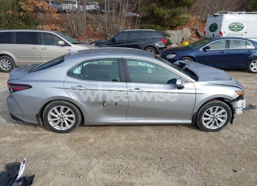 Photo 14 of 2024 Toyota Camry LE (VIN 4T1C11AK8RU842148)