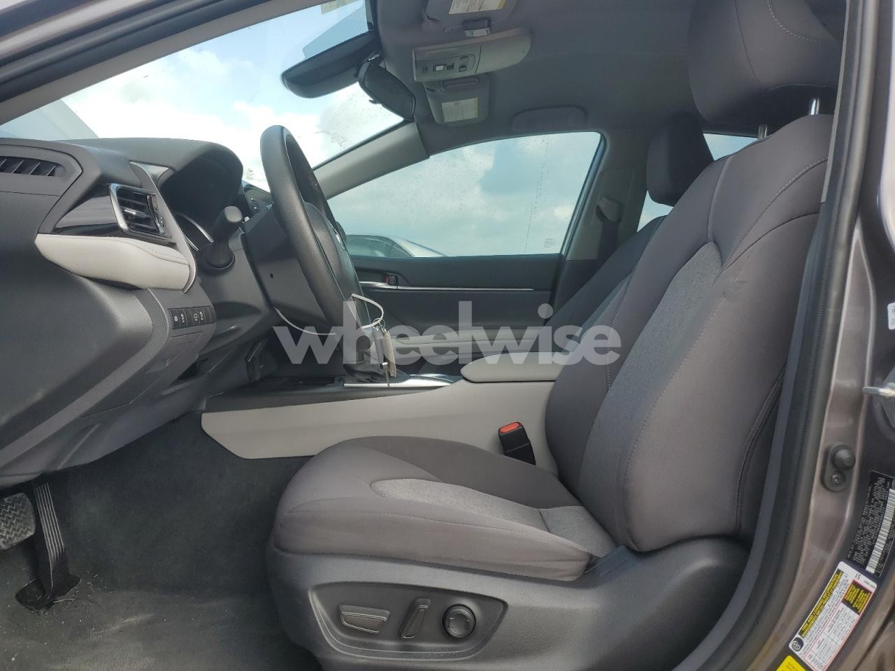 Photo 7 of 2024 TOYOTA CAMRY LE (VIN 4T1C11AK8RU866224)