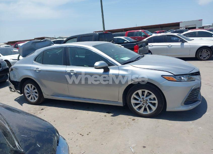 Photo 13 of 2024 Toyota Camry LE (VIN 4T1C11AK8RU867759)