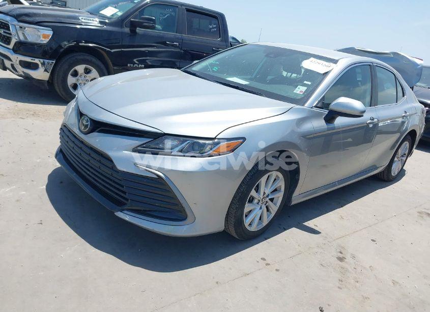 Photo 2 of 2024 Toyota Camry LE (VIN 4T1C11AK8RU867759)