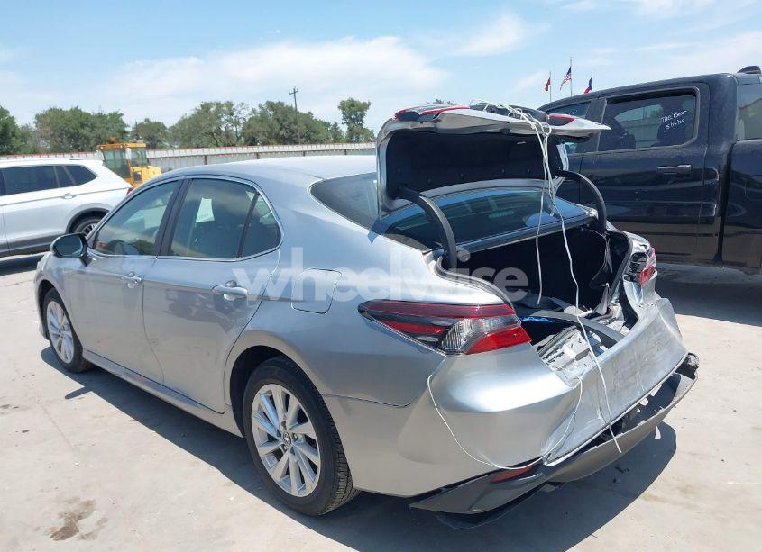 Photo 3 of 2024 Toyota Camry LE (VIN 4T1C11AK8RU867759)