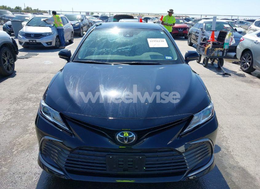 Photo 13 of 2024 Toyota Camry LE (VIN 4T1C11AK8RU897005)