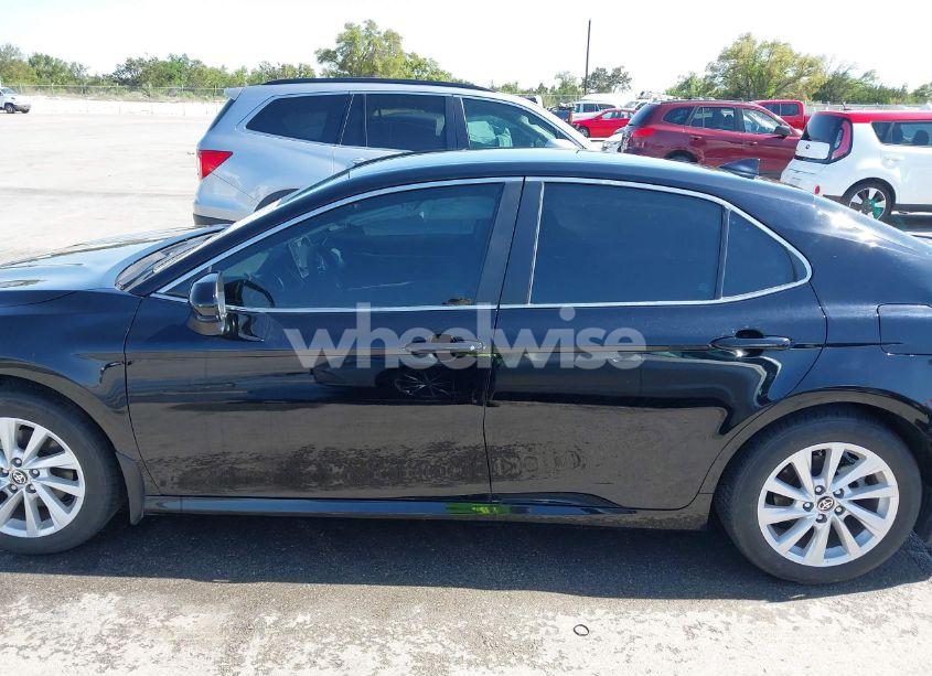 Photo 15 of 2024 Toyota Camry LE (VIN 4T1C11AK8RU897005)