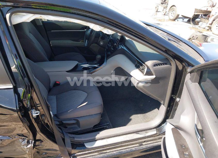 Photo 5 of 2024 Toyota Camry LE (VIN 4T1C11AK8RU897005)