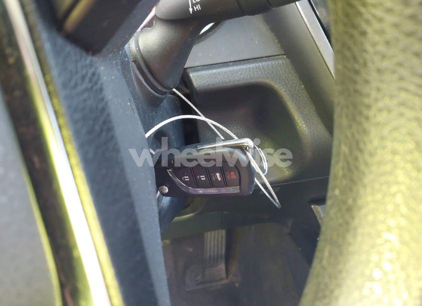 Photo 11 of 2020 Toyota Camry LE (VIN 4T1C11AK9LU315906)