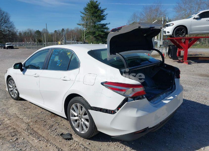 Photo 6 of 2020 Toyota Camry LE (VIN 4T1C11AK9LU315906)