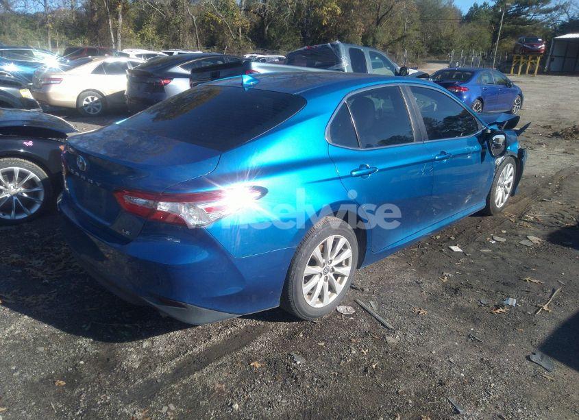 Photo 4 of 2020 Toyota Camry LE (VIN 4T1C11AK9LU386250)